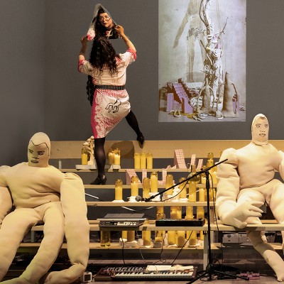 DANSEPROPHÉTIQUE ÀL’ÎLEBIZARRE
